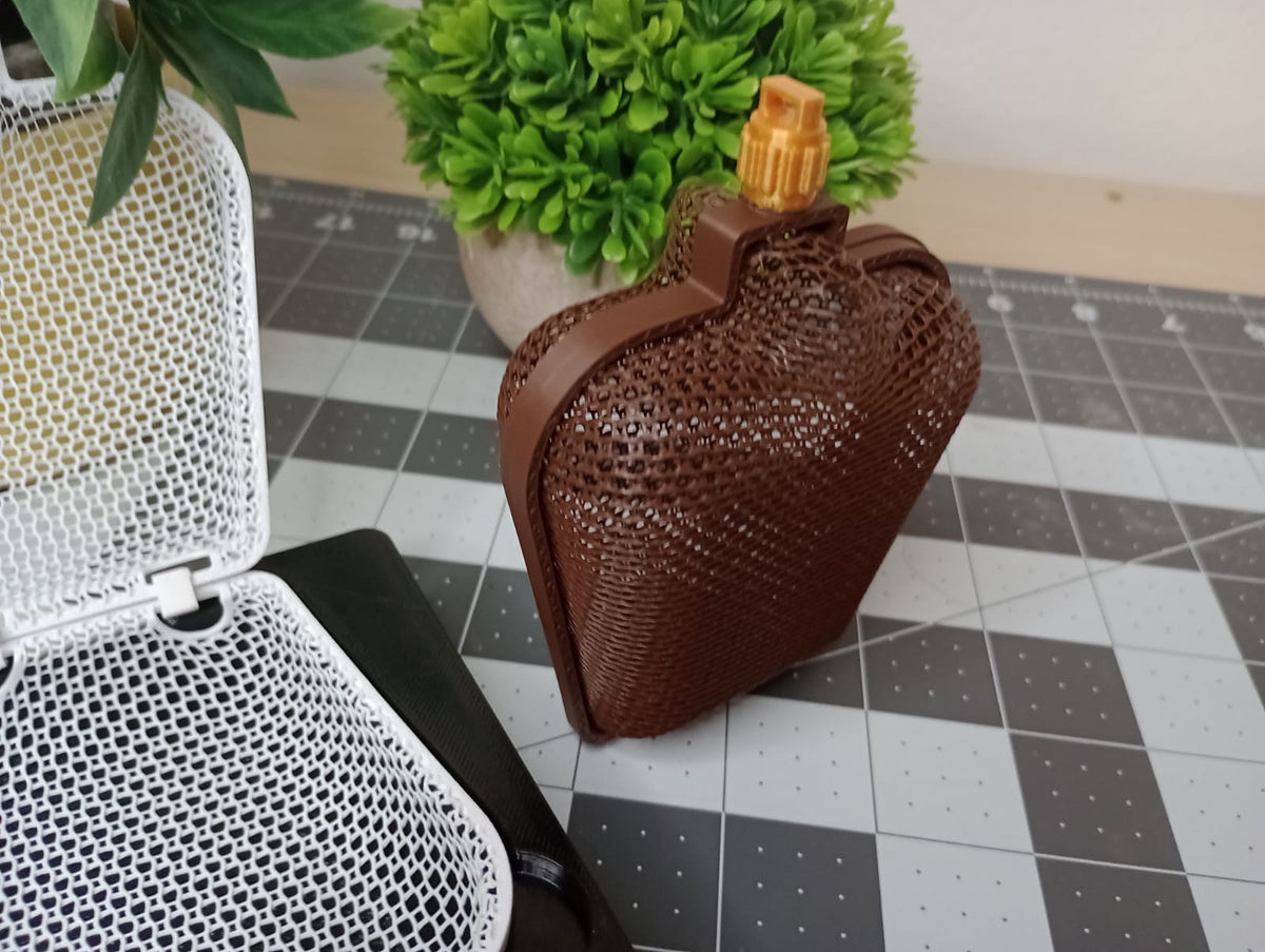 Bouteille de whisky — vue 3